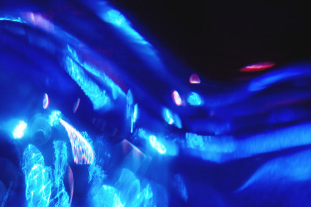 抽象的深蓝色软聚焦散景背景图片下载