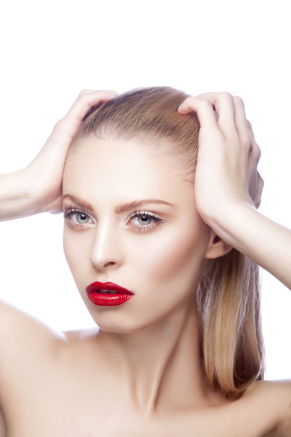 温泉美丽的模特女孩可爱的工作室肖像图片下载