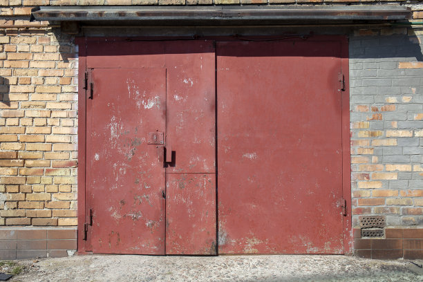 旧金属仓库门，机库，高分辨率照片图片下载