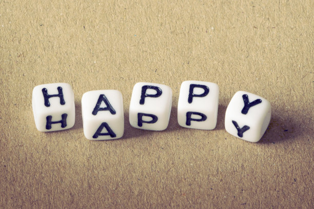 由黑白字母立方体组成的单词图片下载