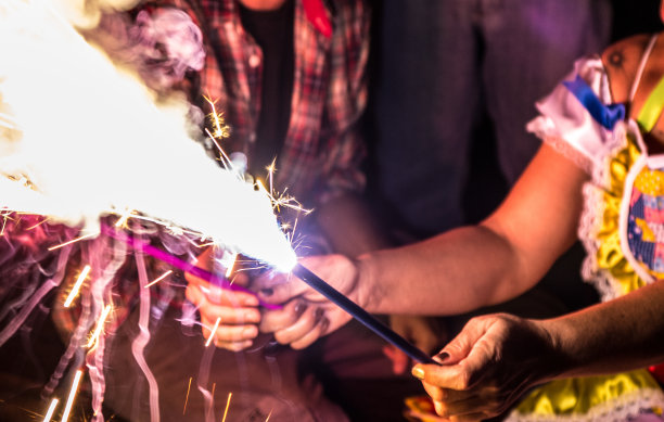 罗马焰火筒图片下载