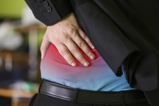 背痛的商人图片下载