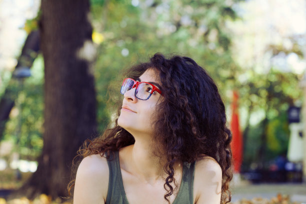 白日做梦图片下载