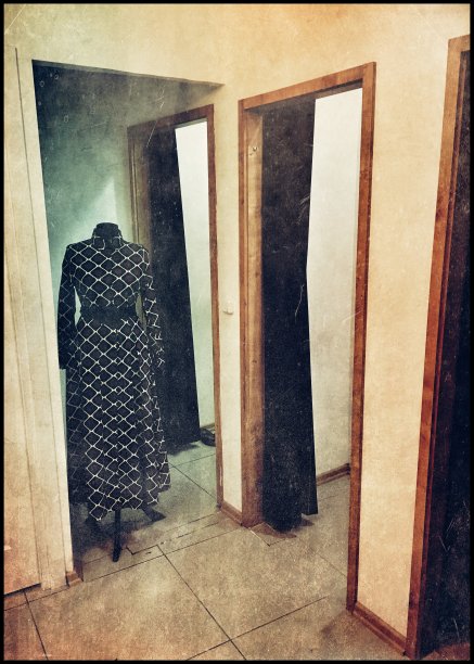 纹理复古的看法，一个黑色的裙子在商店图片下载