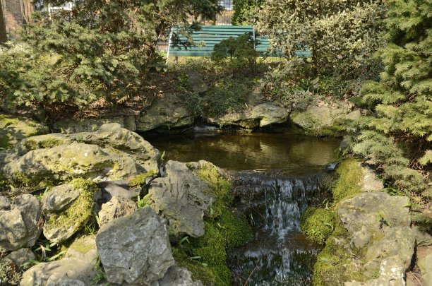 小瀑布图片下载