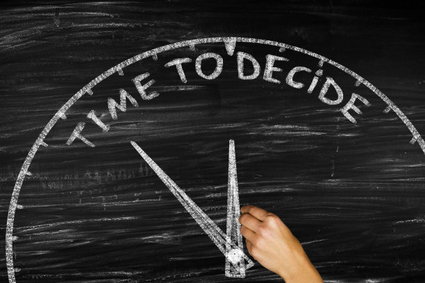 时间来决定图片下载