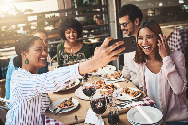 每个人都说披萨!图片下载