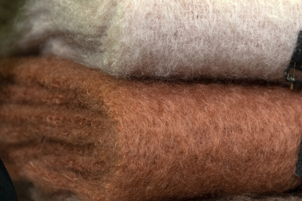 许多颜色羊毛围巾细节手工制作图片下载