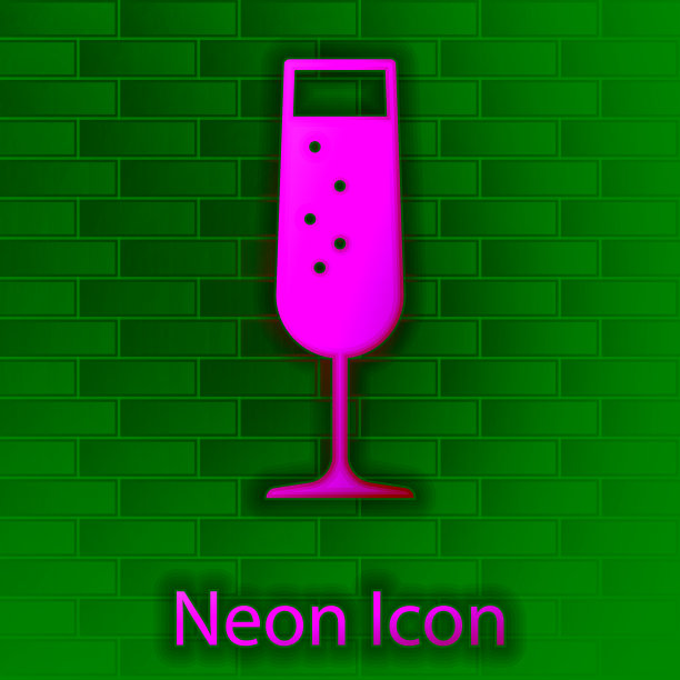 发光的霓虹灯玻璃香槟图标孤立在砖墙的背景。矢量图图片下载