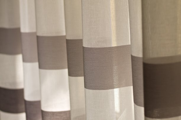 黑白条纹窗帘(意大利Pesaro)图片下载