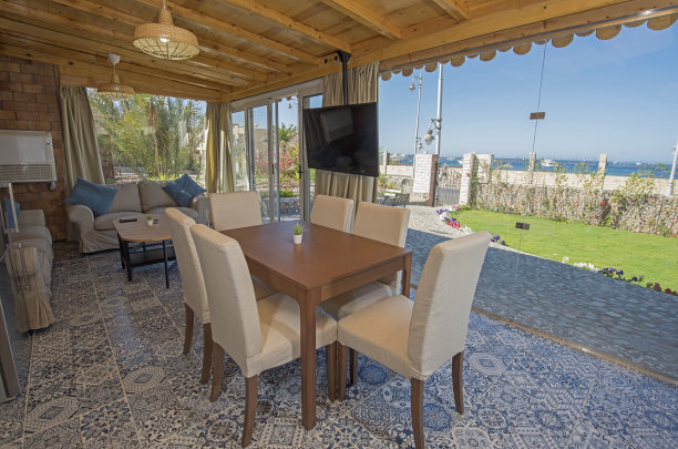 豪华度假别墅客厅室内设计图片下载