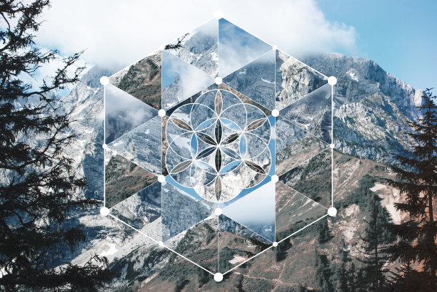 用山景和神圣的几何符号拼贴图片下载