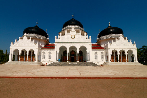 Baiturrahman大清真寺，亚齐的地标，印度尼西亚图片下载