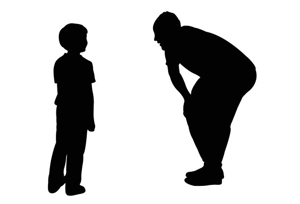 一个父亲对他的儿子说话，剪影向量图片下载