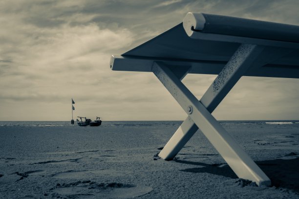 海景:开始一个新的季节图片下载