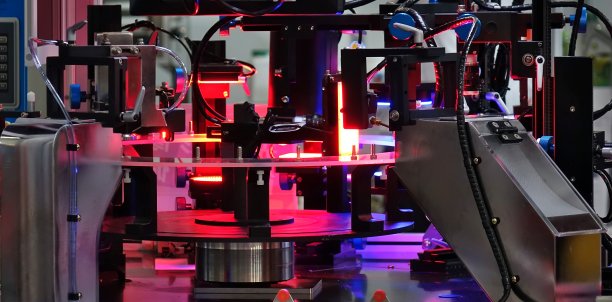 复杂的工业机器人图片下载