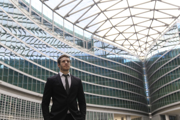 现代商人图片下载