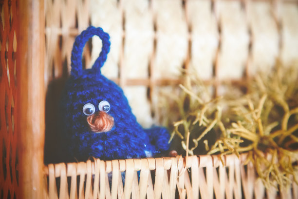 漂亮的针织手工鸟图片下载