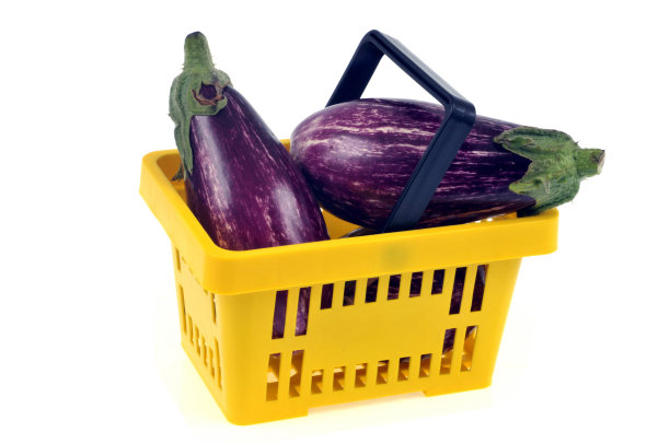 篮子里的双色茄子图片下载