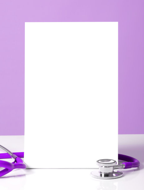 带空白符号的听诊器-医学概念图片下载