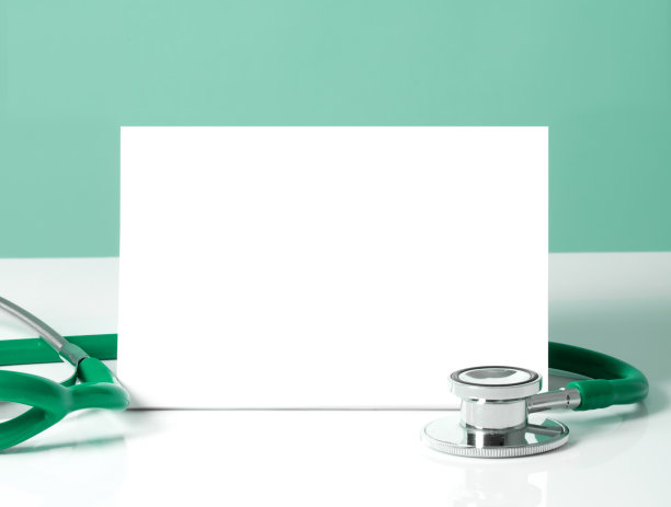 带空白符号的听诊器-医学概念图片下载