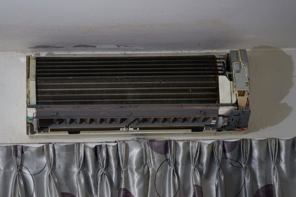 内部空调由拆卸部件进行检查和维修图片下载