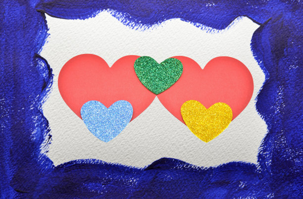 蓝框上的心图片下载