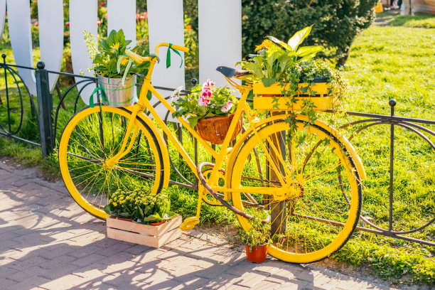 花市上漂亮的花束图片下载