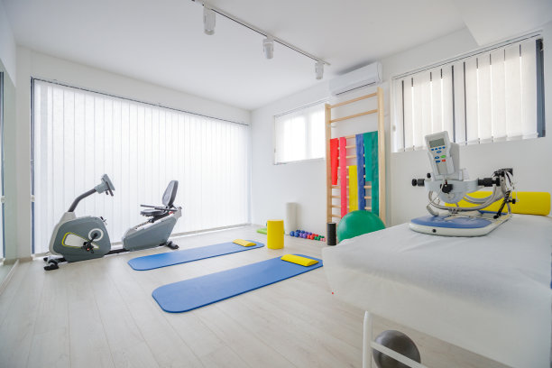 带设备的运动理疗室图片下载