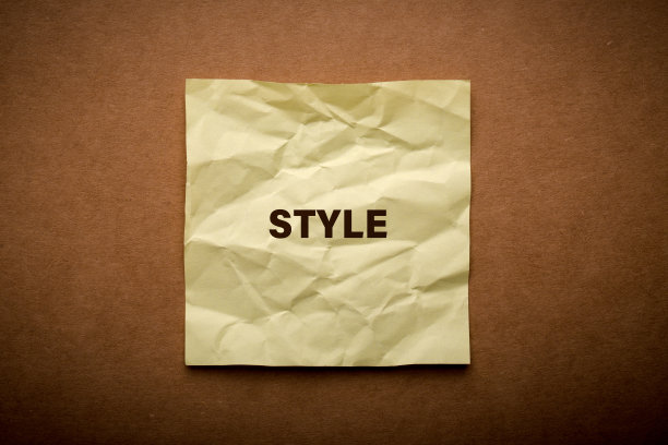 风格字写在纸上图片下载