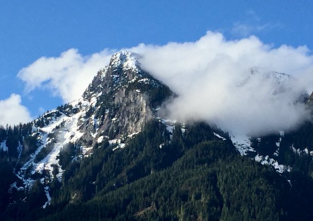 喀斯喀特山脉图片下载