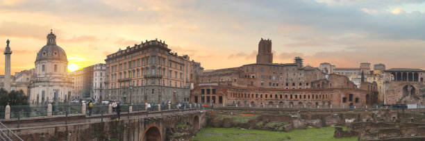 图拉真论坛图片下载