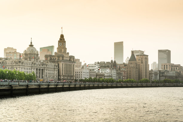 上海日出时图片下载