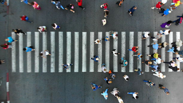 人行横道，俯视图图片下载