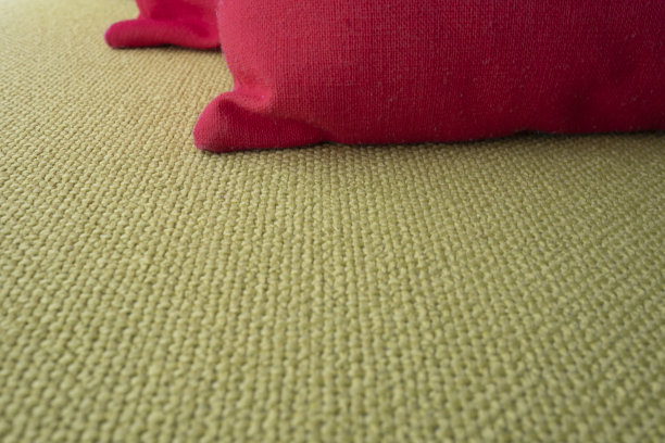 休息室的红色靠垫图片下载