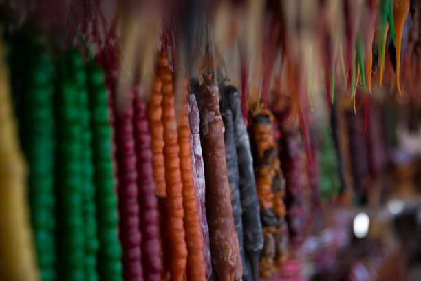格鲁吉亚传统糖果Churchkhela的照片，用于图形和网页设计，用于网站或移动应用程序。图片下载