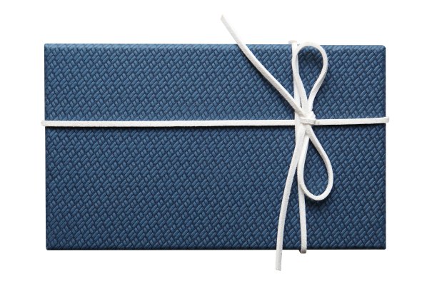 蓝色礼物盒与白色丝带为季节性礼物和贺卡设计孤立在白色背景图片下载