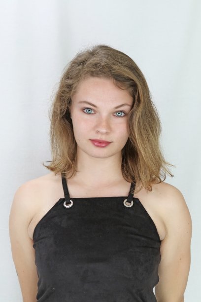 女人的表情图片下载