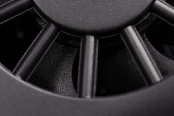 黑色风扇电子特写。图片下载