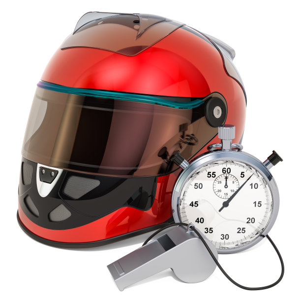 赛车头盔与哨子和秒表，3D渲染孤立的白色背景图片下载