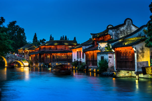 中国乌镇的夜景图片下载