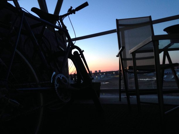 田园诗般的夜晚图片下载