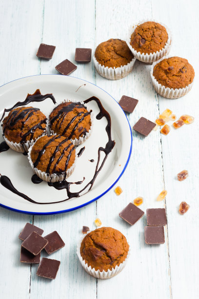 巧克力奶油松饼图片下载