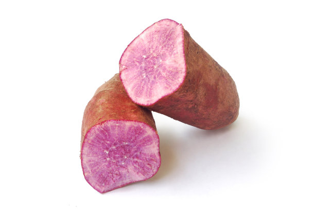 紫色的山药。(剪切路径)。图片下载