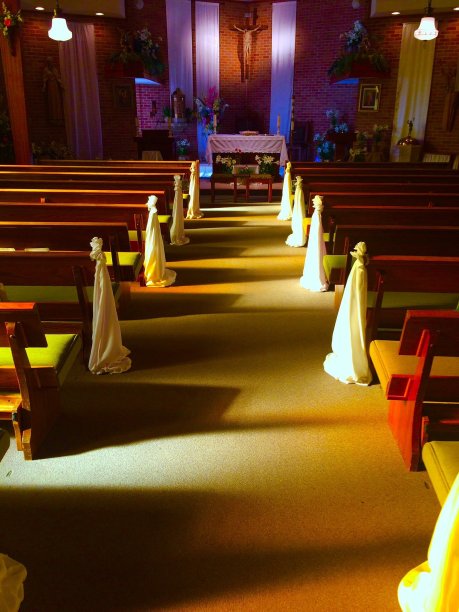 河口的新娘图片下载