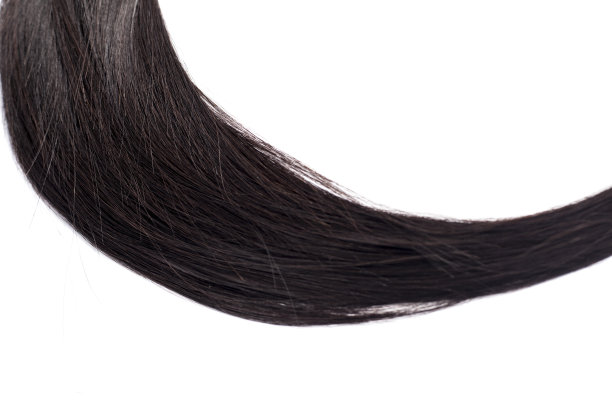 黑发孤立在白发上图片下载