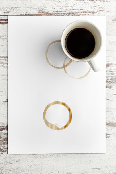 黑色咖啡杯与咖啡污渍，咖啡污渍，咖啡和污渍图片下载