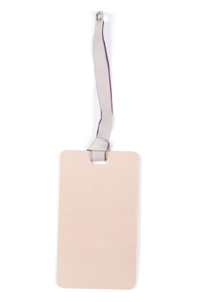 白色背景上的一张纸图片下载