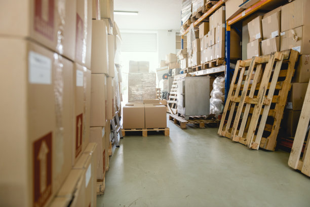 配送仓库、包装发货、货物运输图片下载