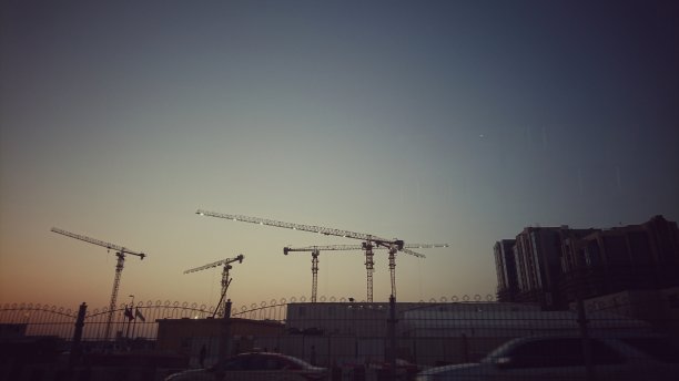 迪拜棕榈岛的蜡笔画和阳光图片下载